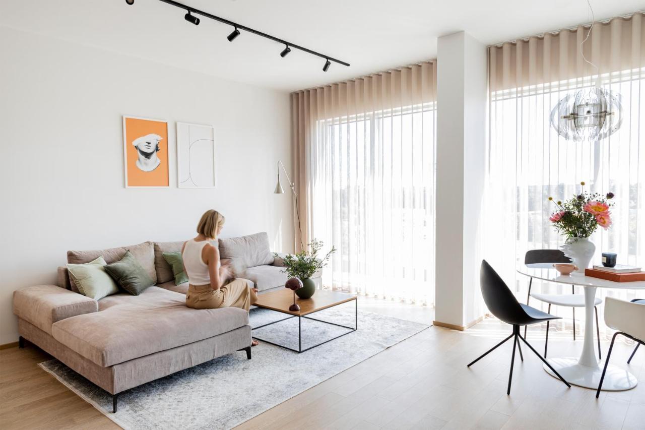 Kadriorg Plaza 2 Bedroom Free Parking Таллин Экстерьер фото