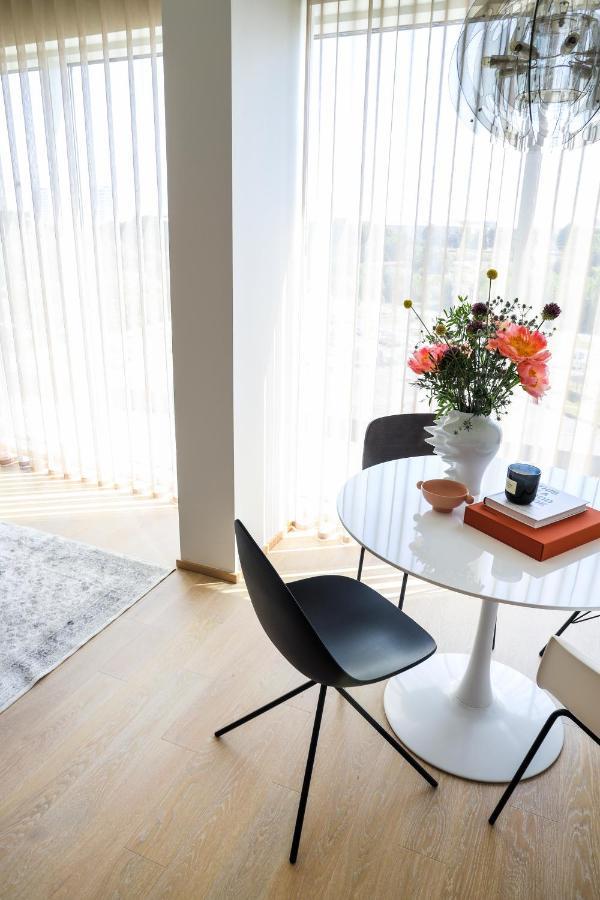 Kadriorg Plaza 2 Bedroom Free Parking Таллин Экстерьер фото