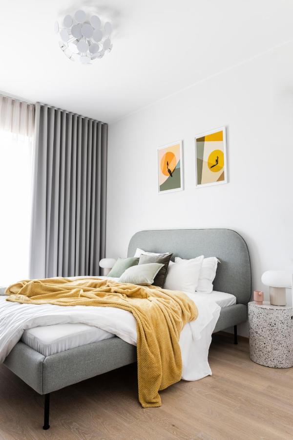 Kadriorg Plaza 2 Bedroom Free Parking Таллин Экстерьер фото